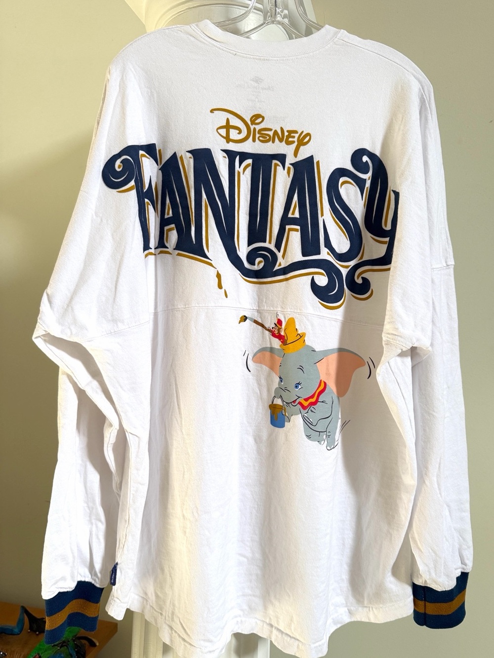 DISNEY CRUISE LINE FANTASY WHITE SPIRIT JERSEY DUMBO/TIMOTHY MOUSE M-L W-XL